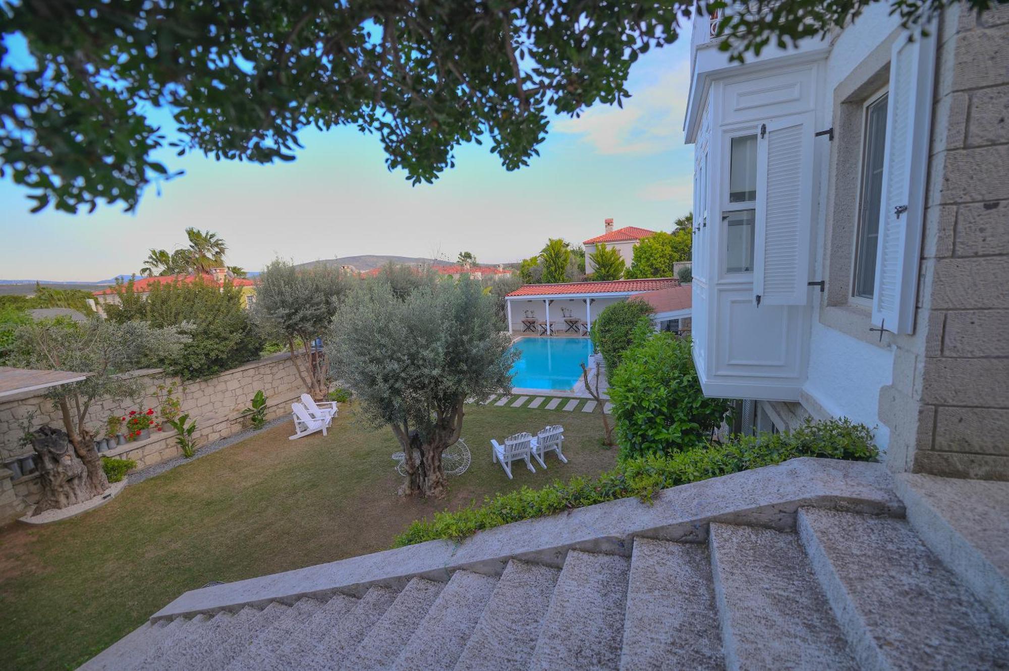 Peremere Alacati Otel Экстерьер фото